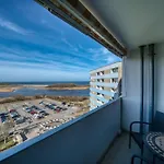 - Haus E, App 0e0906 Lejlighed *